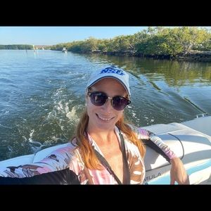 Meet your Posher, Janet